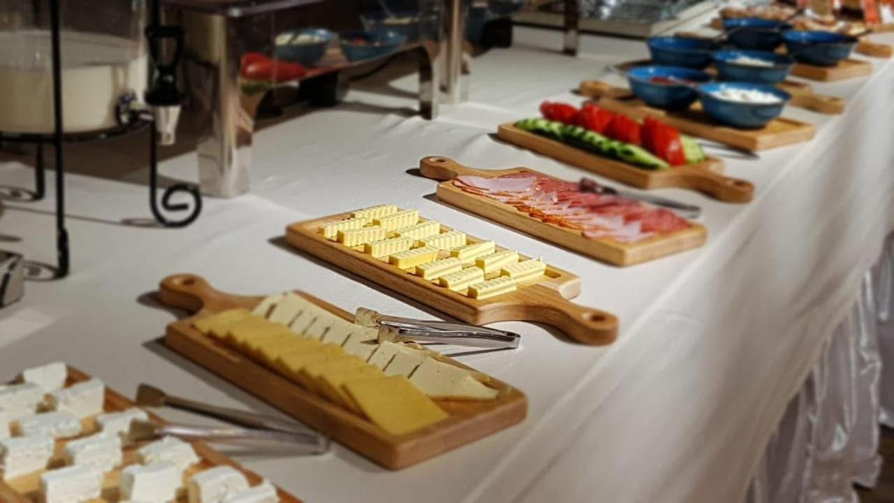 Tsaghkadzor Inn Hotel Eksteriør billede