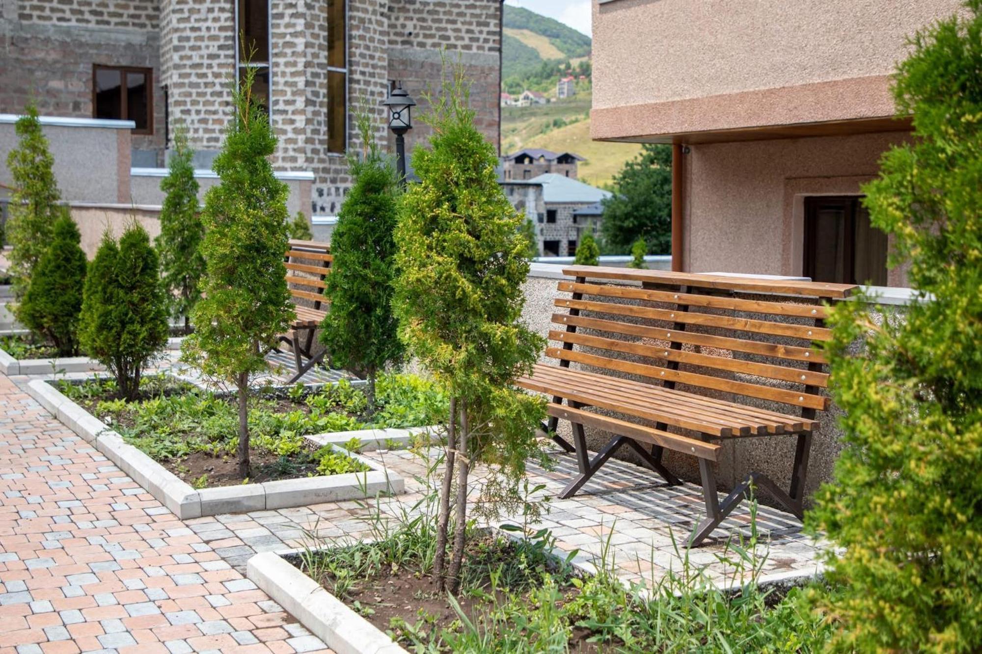 Tsaghkadzor Inn Hotel Eksteriør billede